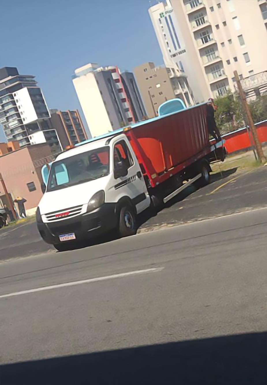 Serviço de reboque para veículos e motos em Boituva, Cabreuva, Mairinque e Porto Feliz, SP.